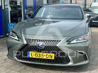 2021 Lexus ES300