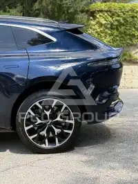 2021 Aston Martin DBX