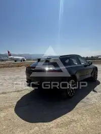 2021 Aston Martin DBX