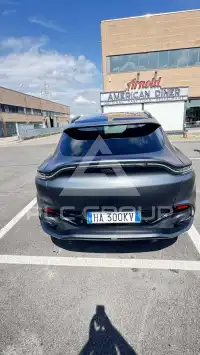 2021 Aston Martin DBX