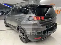 2021 Peugeot 5008