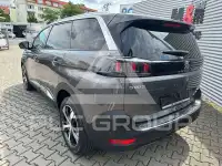 2021 Peugeot 5008