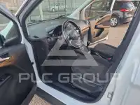 2021 Ford Courier