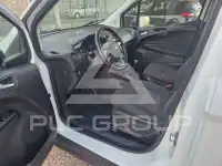 2021 Ford Courier