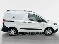 2021 Ford Courier