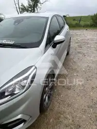 2021 Ford FIESTA