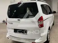 2021 Ford Tourneo