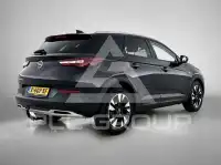 2021 Opel GrandlandX