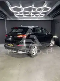 2021 Opel GrandlandX