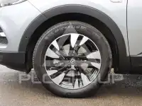2021 Opel GrandlandX