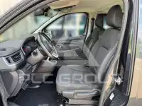 2022 Nissan NV 300