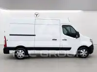 2022 Nissan NV 400