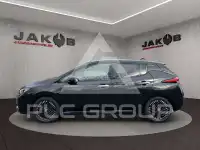 2022 Nissan LEAF