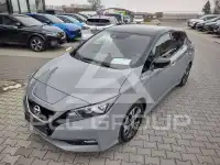 2022 Nissan LEAF