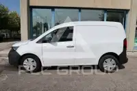 2022 Nissan TOWNSTAR