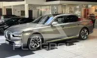 2022 BMW I7