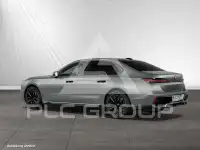 2022 BMW I7