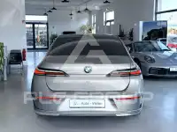 2023 BMW 740