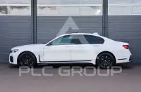 2022 BMW 740