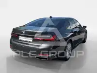 2022 BMW 740
