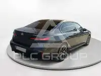 2022 BMW 740