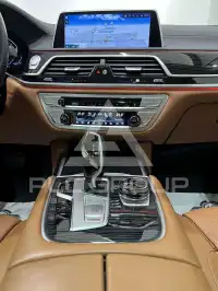 2022 BMW 740