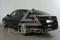2022 BMW 740