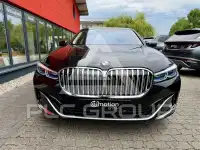 2022 BMW 740