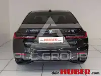 2022 BMW 740