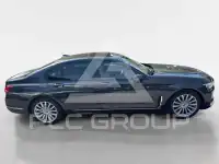 2022 BMW 740