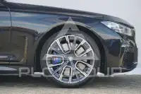 2022 BMW 750