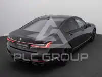 2022 BMW 750
