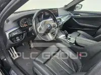 2022 BMW 530