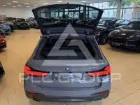 2022 BMW 530
