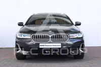2022 BMW 530