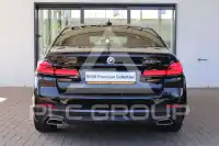 2022 BMW 530