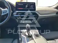 2022 BMW 530