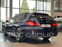 2022 BMW 530