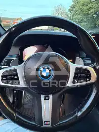 2022 BMW 530