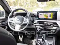 2022 BMW 530