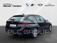 2022 BMW 530
