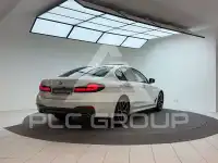 2022 BMW 530