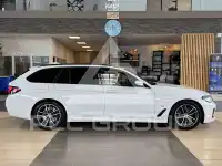 2022 BMW 530
