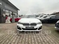 2022 BMW 530