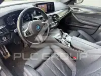 2022 BMW 530