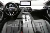 2022 BMW 530
