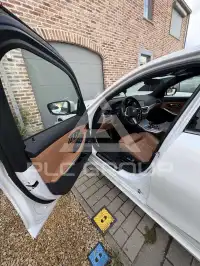 2022 BMW 320