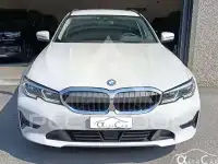 2022 BMW 320