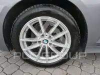 2022 BMW 320