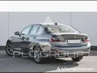 2022 BMW 320